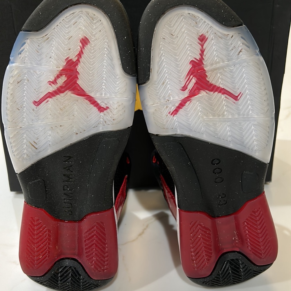 Jordan Maxim 200 (GS) - Picture 4 of 8